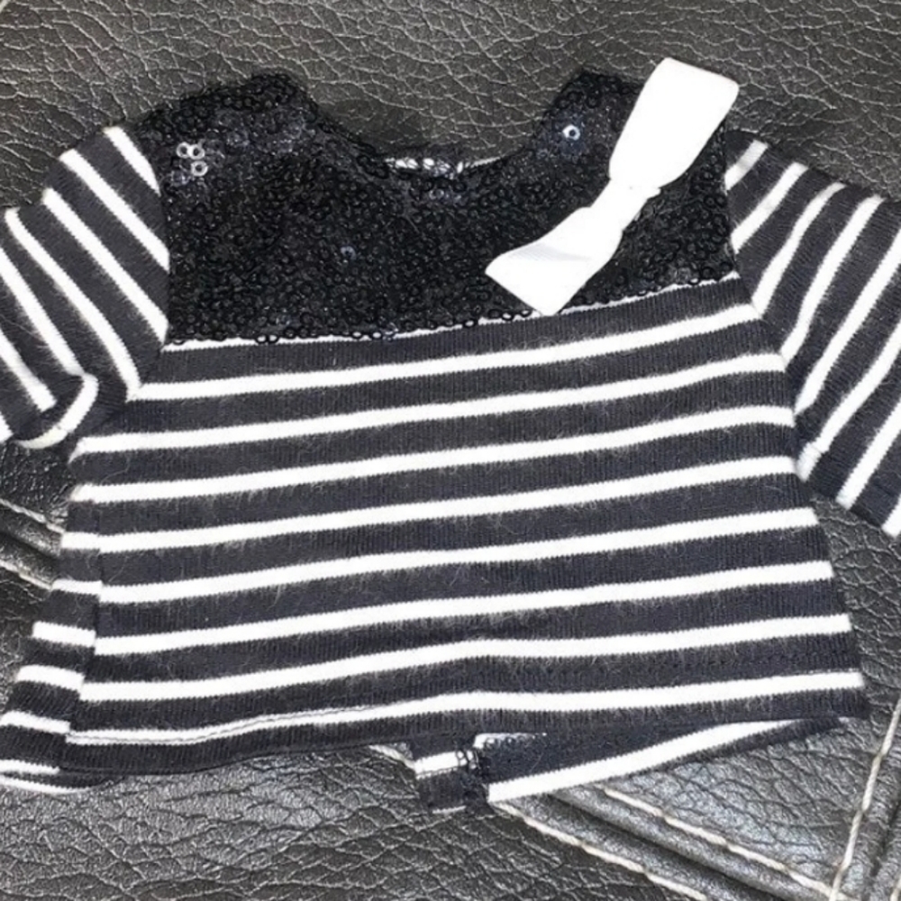 AMERICAN GIRL Grace Retired Sightseeing Outfit top good condition